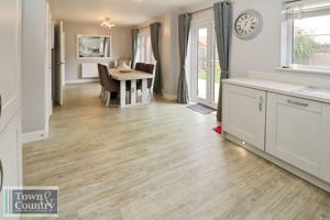 LAMBOURNE- click for photo gallery